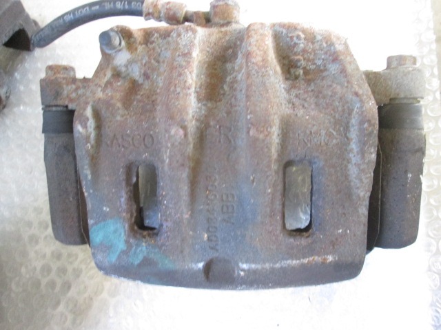 SPREDNJE DESNE ZAVORNE CELJUSTI  OEM N. 581303E400 ORIGINAL REZERVNI DEL KIA SORENTO JC MK1 (2002 - 2009) DIESEL LETNIK 2004