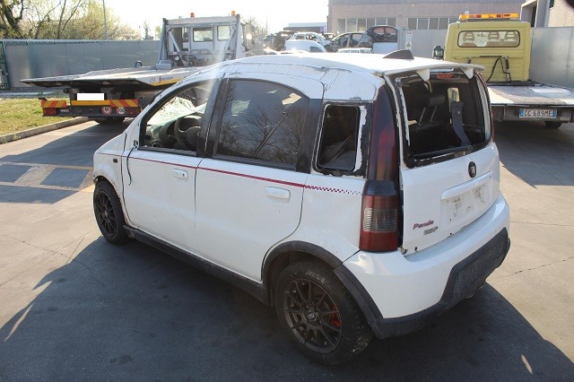 FIAT PANDA 100HP 1.4 B 74KW 6M 5P (2010) RICAMBI IN MAGAZZINO