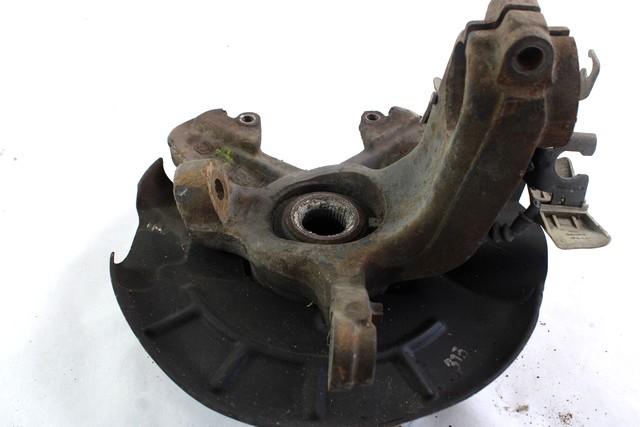 VRTLJIVI LEZAJ DESNO / PESTO KOLESA Z LEZAJEM SPREDAJ OEM N. 6Q0407256AC ORIGINAL REZERVNI DEL SKODA FABIA MK1 6Y2 BER/SW (2000 - 03/2007) DIESEL LETNIK 2001