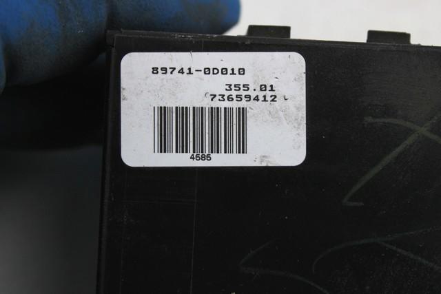 VAROVALKE/RELE' OEM N. 89741-0D010 ORIGINAL REZERVNI DEL TOYOTA YARIS P1 MK1 (03/1999 - 03/2003) BENZINA LETNIK 2002