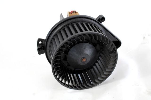 VENTILATOR  KABINE  OEM N. 8E1820021B ORIGINAL REZERVNI DEL AUDI A4 B6 8E2 8E5 BER/SW (2001 - 2005) DIESEL LETNIK 2003