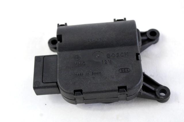 MOTORCEK OGREVANJA OEM N. 8E1820511C ORIGINAL REZERVNI DEL AUDI A4 B6 8E2 8E5 BER/SW (2001 - 2005) DIESEL LETNIK 2003