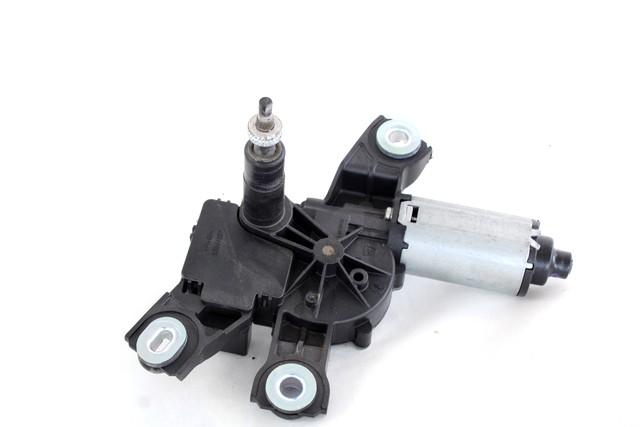 MOTORCEK ZADNJEGA BRISALCA OEM N. 3C9955711A ORIGINAL REZERVNI DEL VOLKSWAGEN PASSAT B7 362 365 BER/SW (10/2010 - 2015)DIESEL LETNIK 2012