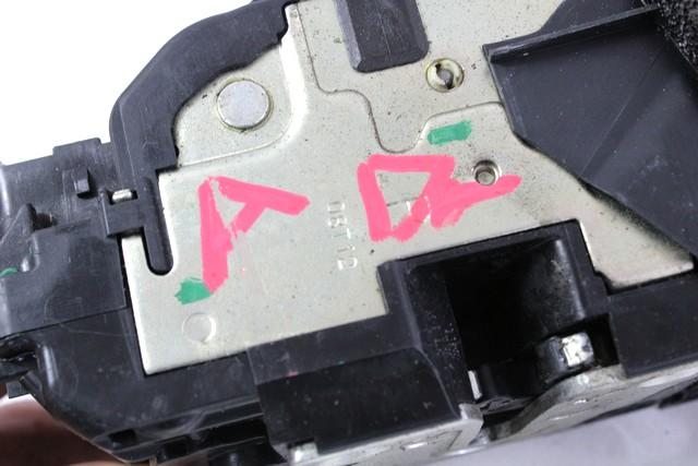 CENTRALNI ZAKLEP SPREDNJIH VRAT  OEM N. 80500BA60C ORIGINAL REZERVNI DEL NISSAN JUKE F15 (2010 - 2019) DIESEL LETNIK 2012