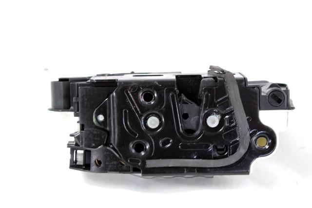 CENTRALNI ZAKLEP SPREDNJIH VRAT  OEM N. 5N1837016E ORIGINAL REZERVNI DEL VOLKSWAGEN TIGUAN 5N MK1 R (2011 - 2016)  DIESEL LETNIK 2012