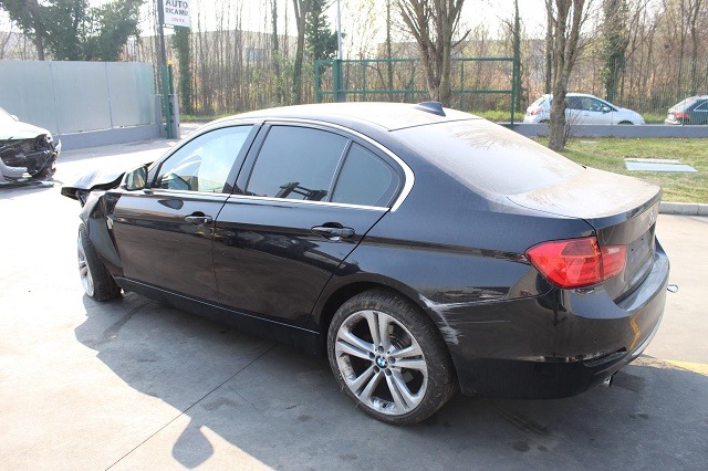 BMW 320D F30 2.0 D 135KW AUT 4P (2012) RICAMBI IN MAGAZZINO