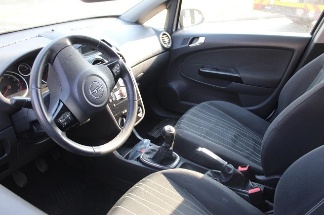 OPEL CORSA 1.2 G 59KW 5M 3P (2010) RICAMBI IN MAGAZZINO