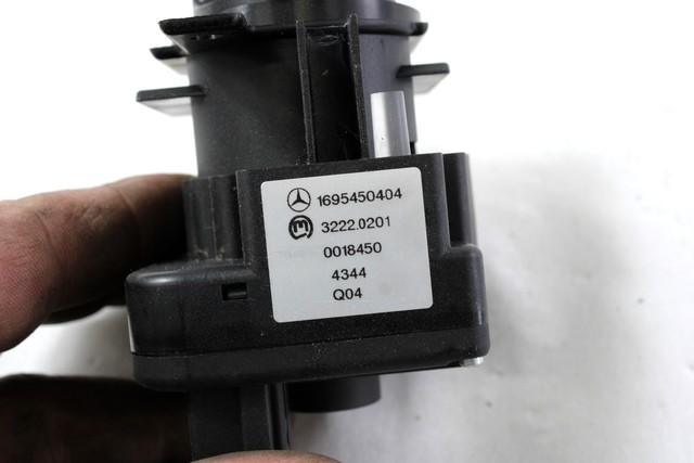 GLAVNO STIKALO LUCI OEM N. 1695450404 ORIGINAL REZERVNI DEL MERCEDES CLASSE A W169 5P C169 3P (2004 - 04/2008) BENZINA LETNIK 2004