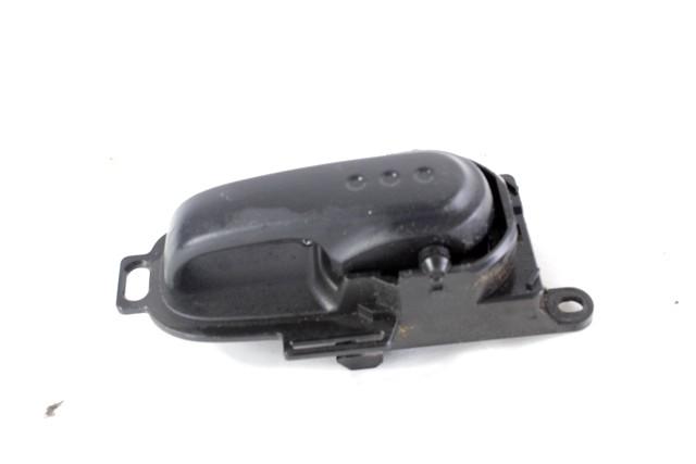 NOTRANJA KLJUKA  OEM N. 80670AX603 ORIGINAL REZERVNI DEL NISSAN MICRA K12 K12E MK3 (2002 - 2010) BENZINA/GPL LETNIK 2009