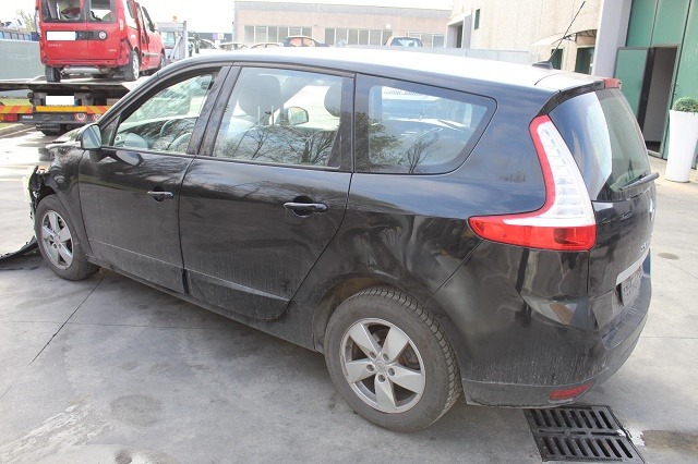 RENAULT GRAND SCENIC III 1.5 D 81KW 6M 5P (2012) RICAMBI IN MAGAZZINO