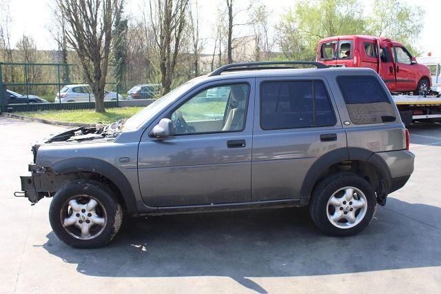 LAND ROVER FREELANDER 2.0 D 4X4 80KW AUT 5P (2006) RICAMBI IN MAGAZZINO