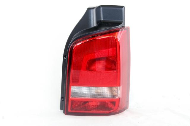 ZADNJI DESNI ZAROMETI OEM N. 7E5945096E ORIGINAL REZERVNI DEL VOLKSWAGEN TRANSPORTER T5 / CARAVELLE (2003 - 2015) LETNIK 2013