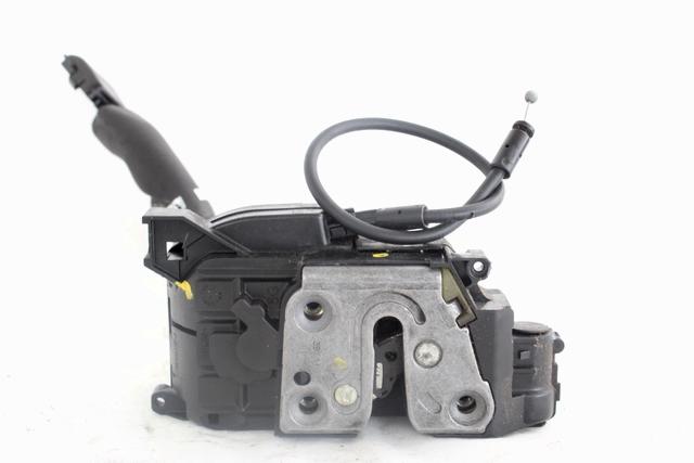 CENTRALNA KLJUCAVNICA ZADJIH LEVIH VRAT OEM N. 805020032R ORIGINAL REZERVNI DEL RENAULT SCENIC XMOD / SCENIC JZ0/1 MK3 (2009 - 2012) DIESEL LETNIK 2012