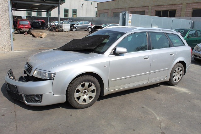 AUDI A4 SW 1.9 D 96KW 5M 5P (2002) RICAMBI IN MAGAZZINO