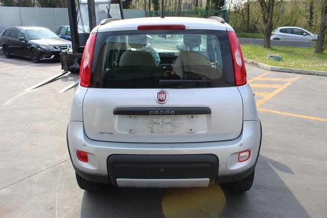 FIAT PANDA 1.3 D 4X4 55KW 5M 5P (2013) RICAMBI IN MAGAZZINO 