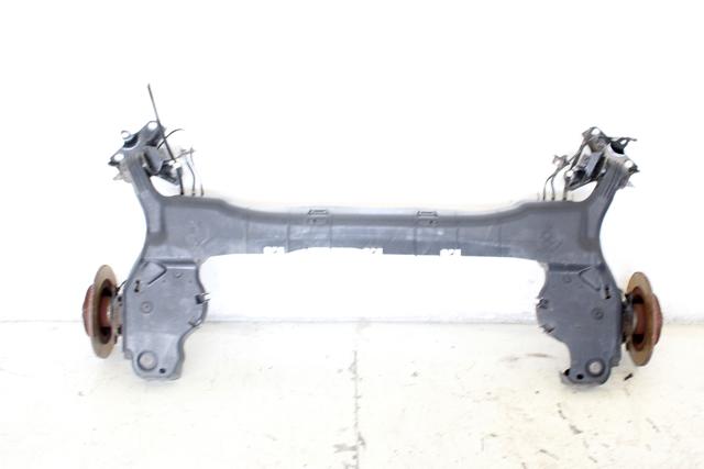 MOST ZADNJE OSI OEM N. 555017050R ORIGINAL REZERVNI DEL RENAULT SCENIC XMOD / SCENIC JZ0/1 MK3 (2009 - 2012) DIESEL LETNIK 2012