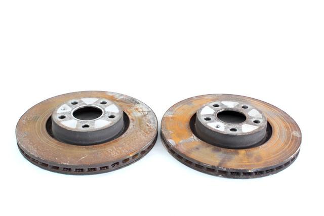 SPREDNJI ZAVORNI DISKI OEM N. 5Q0615301F ORIGINAL REZERVNI DEL VOLKSWAGEN TIGUAN 5N MK1 (2007 - 2011)DIESEL LETNIK 2010