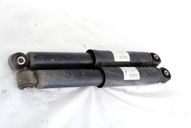 ZADNJI AMORTIZERJI OEM N. 56740 COPPIA AMMORTIZZATORI POSTERIORI ORIGINAL REZERVNI DEL FIAT PANDA 319 (DAL 2011) DIESEL LETNIK 2013