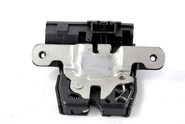 ZAKLEPANJE PRTLJA?NIH VRAT  OEM N. 8A61-A442A66-BB ORIGINAL REZERVNI DEL FORD FIESTA CB1 CNN MK6 (09/2008 - 11/2012) BENZINA/GPL LETNIK 2010