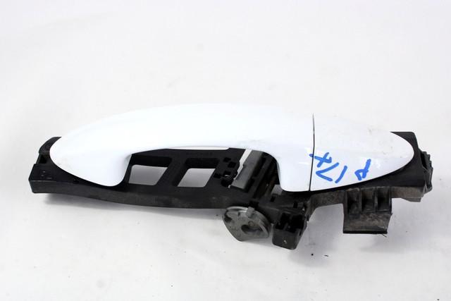 ZUNANJA KLJUKA ZADNJA DESNA VRATA OEM N. 1757131 ORIGINAL REZERVNI DEL FORD FIESTA CB1 CNN MK6 (09/2008 - 11/2012) BENZINA/GPL LETNIK 2010