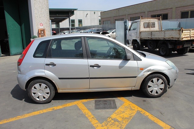 FORD FIESTA 1.4 B 59KW 5M 5P (2002) RICAMBI IN MAGAZZINO