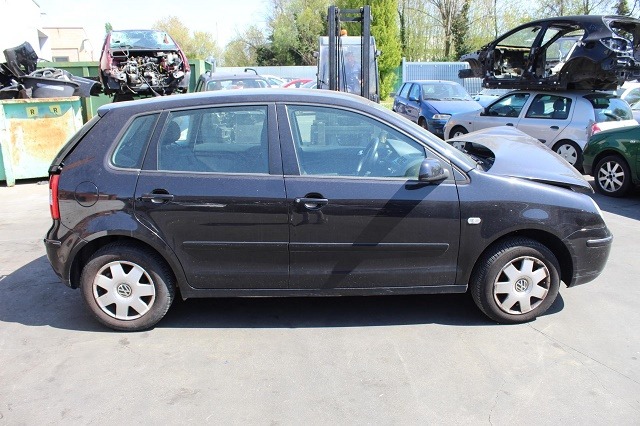 VOLKSWAGEN POLO 1.4 B 55KW 5M 5P (2004) RICAMBI IN MAGAZZINO