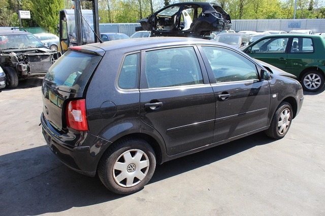 VOLKSWAGEN POLO 1.4 B 55KW 5M 5P (2004) RICAMBI IN MAGAZZINO