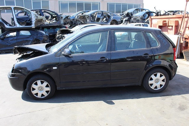 VOLKSWAGEN POLO 1.4 B 55KW 5M 5P (2004) RICAMBI IN MAGAZZINO