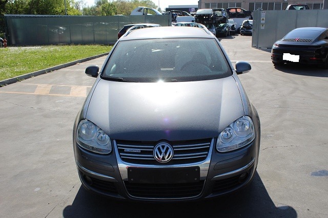 VOLKSWAGEN GOLF 5 SW 1.9 D 77KW 5M 5P (2009) RICAMBI IN MAGAZZINO