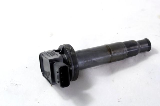 VZIGALNE TULJAVE OEM N. 90080-19021 ORIGINAL REZERVNI DEL TOYOTA YARIS P1 MK1 (03/1999 - 03/2003) BENZINA LETNIK 2002