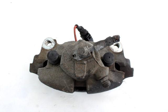 SPREDNJE DESNE ZAVORNE CELJUSTI  OEM N. 1K0615124E ORIGINAL REZERVNI DEL AUDI A3 MK2R 8P 8PA 8P1 8P7 (2008 - 2012)DIESEL LETNIK 2009