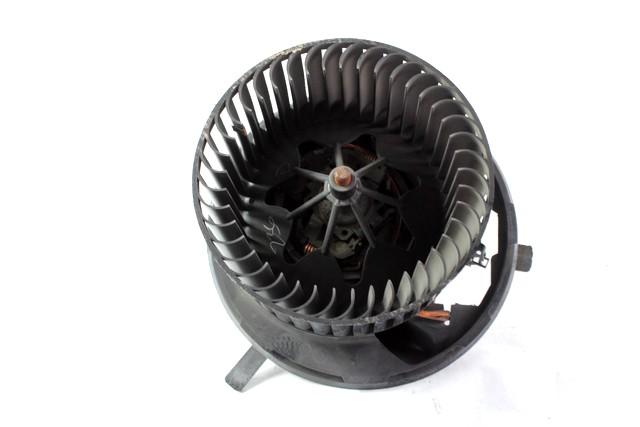 VENTILATOR  KABINE  OEM N. 1K1819015 ORIGINAL REZERVNI DEL VOLKSWAGEN GOLF V 1K1 1K5 MK5 BER/SW (02/2004-11/2008) DIESEL LETNIK 2009