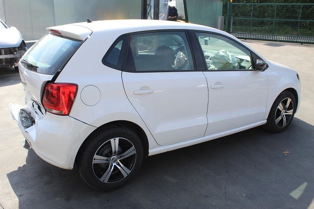 VOLKSWAGEN POLO 1.2 D 55KW 5M 5P (2011) RICAMBI IN MAGAZZINO