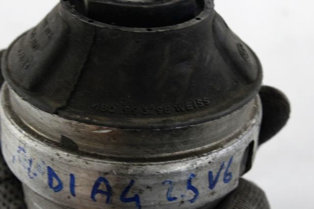 NOSILCI MOTORJA/DRUGO OEM N. 8D0199379J ORIGINAL REZERVNI DEL AUDI A4 B5 BER/SW (1994 - 12/2000) DIESEL LETNIK 2000