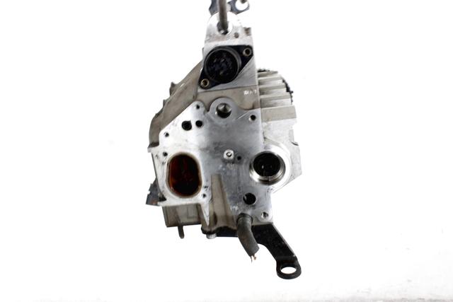 GLAVA, CILINDER IN DELI OEM N. 038103373R ORIGINAL REZERVNI DEL VOLKSWAGEN NEW BEETLE 9C1 1C1 1Y7 (1999 - 2006) DIESEL LETNIK 2004