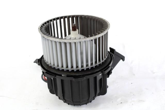 VENTILATOR  KABINE  OEM N. 8T1820021 ORIGINAL REZERVNI DEL AUDI A5 8T R COUPE/5P  (08/2011 - 06/2016) DIESEL LETNIK 2013