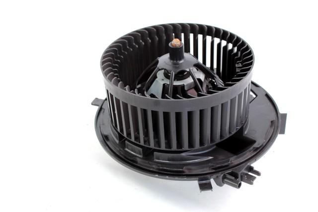 VENTILATOR  KABINE  OEM N. 3Q1819021A ORIGINAL REZERVNI DEL VOLKSWAGEN PASSAT B8 3G5 CB5 BER/SW/ALLTRACK (DAL 2015)DIESEL LETNIK 2015