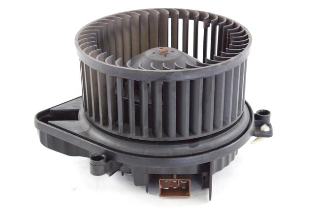 VENTILATOR  KABINE  OEM N. 8E1820021E ORIGINAL REZERVNI DEL AUDI A4 B7 8EC 8ED 8HE BER/SW/CABRIO (2004 - 2007) DIESEL LETNIK 2006