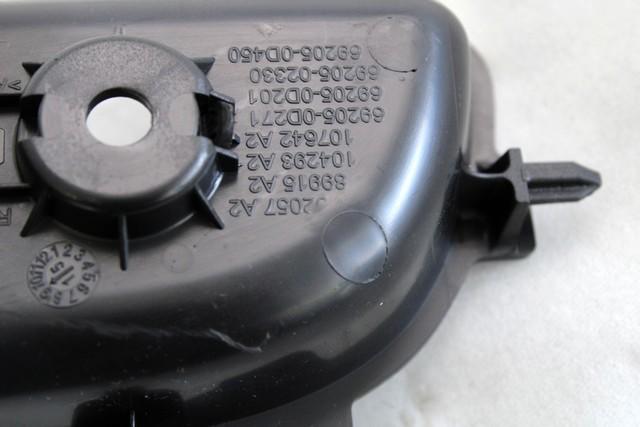 NOTRANJA KLJUKA  OEM N. 69205-0D271 ORIGINAL REZERVNI DEL TOYOTA YARIS P13 MK3 XP130 (2011-2017)BENZINA LETNIK 2016