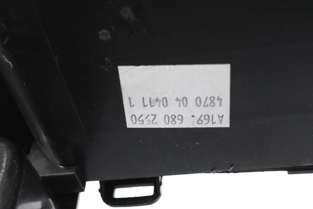 NASLON ZA ROKE/SREDINSKA KONZOLA OEM N. A1696800050 ORIGINAL REZERVNI DEL MERCEDES CLASSE B W245 T245 5P (2005 - 2011) DIESEL LETNIK 2011