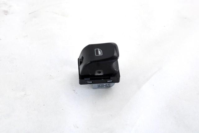 ZADNJE STIKALO OEM N. 8K0959855A ORIGINAL REZERVNI DEL AUDI A4 B8 8K2 BER/SW/CABRIO (2007 - 11/2015) DIESEL LETNIK 2010