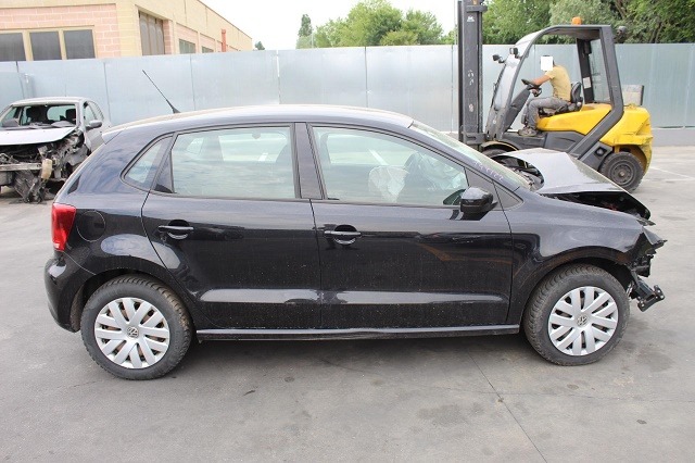 VOLKSWAGEN POLO 1.4 B 63KW 5M 5P (2011) RICAMBI IN MAGAZZINO