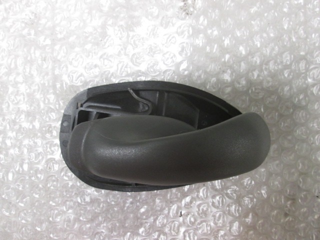 NOTRANJA KLJUKA  OEM N. 735245379 ORIGINAL REZERVNI DEL FIAT SEICENTO 600 187 MK2 (1998 - 04/2005)BENZINA LETNIK 2005