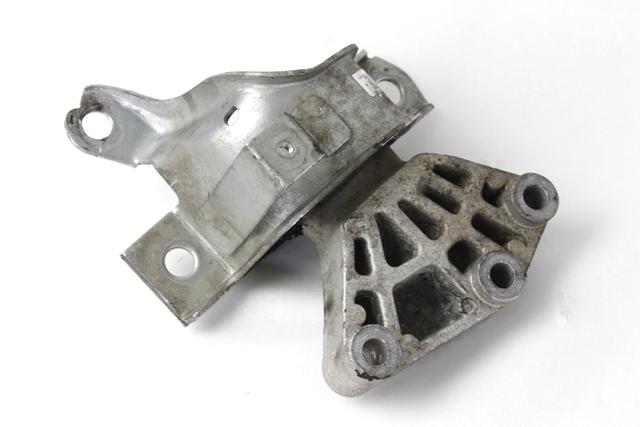 NOSILCI MOTORJA/DRUGO OEM N. 51854035 ORIGINAL REZERVNI DEL FIAT PANDA 319 (DAL 2011) DIESEL LETNIK 2013