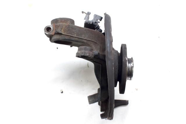 VRTLJIVI LEZAJ DESNO / PESTO KOLESA Z LEZAJEM SPREDAJ OEM N. 6Q0407256AC ORIGINAL REZERVNI DEL SEAT IBIZA 6L1 MK3 (01/2002 - 01/2006) BENZINA LETNIK 2002