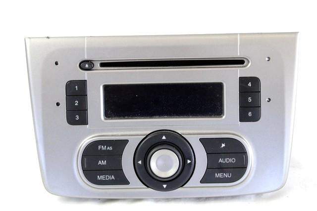 RADIO CD / OJACEVALNIK / IMETNIK HIFI OEM N. 156097880 ORIGINAL REZERVNI DEL ALFA ROMEO MITO 955 (2008 - 2018) BENZINA/GPL LETNIK 2011