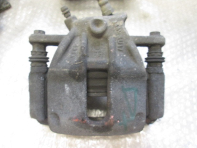 SPREDNJE DESNE ZAVORNE CELJUSTI  OEM N. 7701208333 ORIGINAL REZERVNI DEL RENAULT CLIO BR0//1 CR0/1 KR0/1 MK3 R (05/2009 - 2013) BENZINA LETNIK 2009