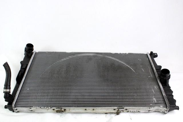 RADIATOR VODE OEM N. 17118672102 ORIGINAL REZERVNI DEL BMW SERIE 4 CABRIO COUPE GRAN COUPE F32/F33/F36/F82 (2013 - 2020)DIESEL LETNIK 2018