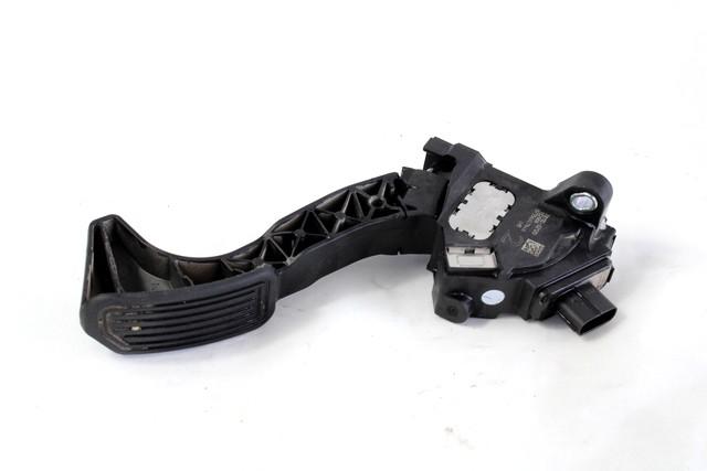 PEDALI OEM N. 78110-02120 ORIGINAL REZERVNI DEL TOYOTA AURIS E18 MK2 (2012 - 2018) IBRIDO (ELETRICO-BENZINA) LETNIK 2013