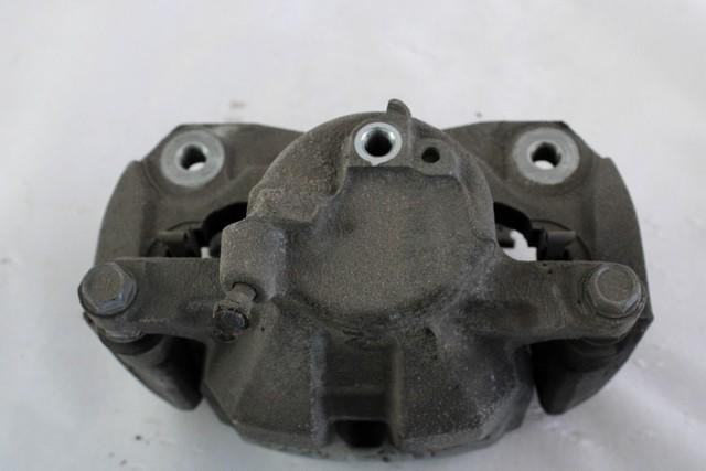 SPREDNJE DESNE ZAVORNE CELJUSTI  OEM N. 4773042091 ORIGINAL REZERVNI DEL TOYOTA AURIS E18 MK2 (2012 - 2018) IBRIDO (ELETRICO-BENZINA) LETNIK 2013